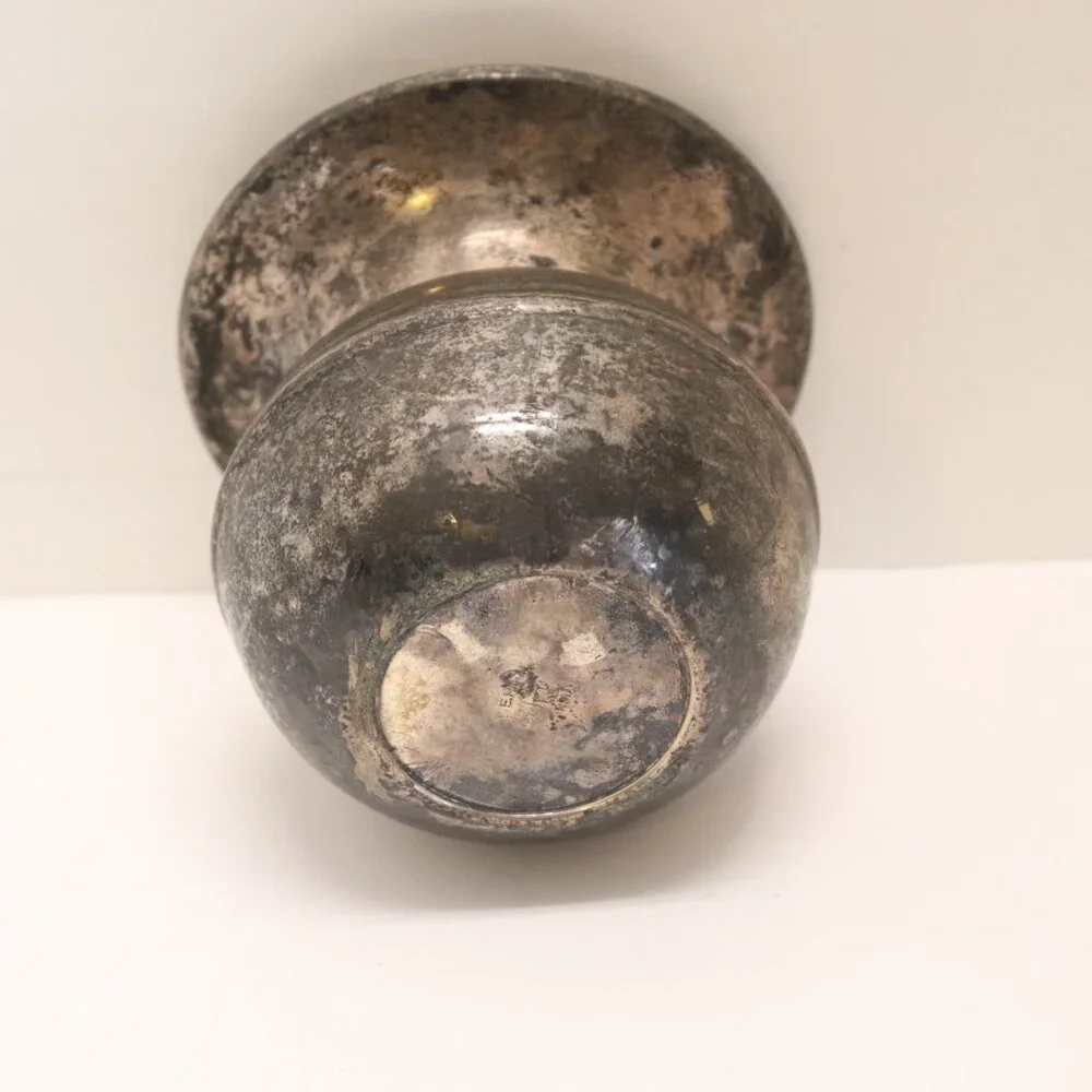 Small Silver-Plated Pot make in India at least 25 years old‎ on the bottom K1